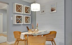 Rezydencja Marina Seaside & Free Parking By Downtown Apartments